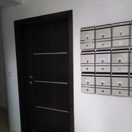 Vanadi *